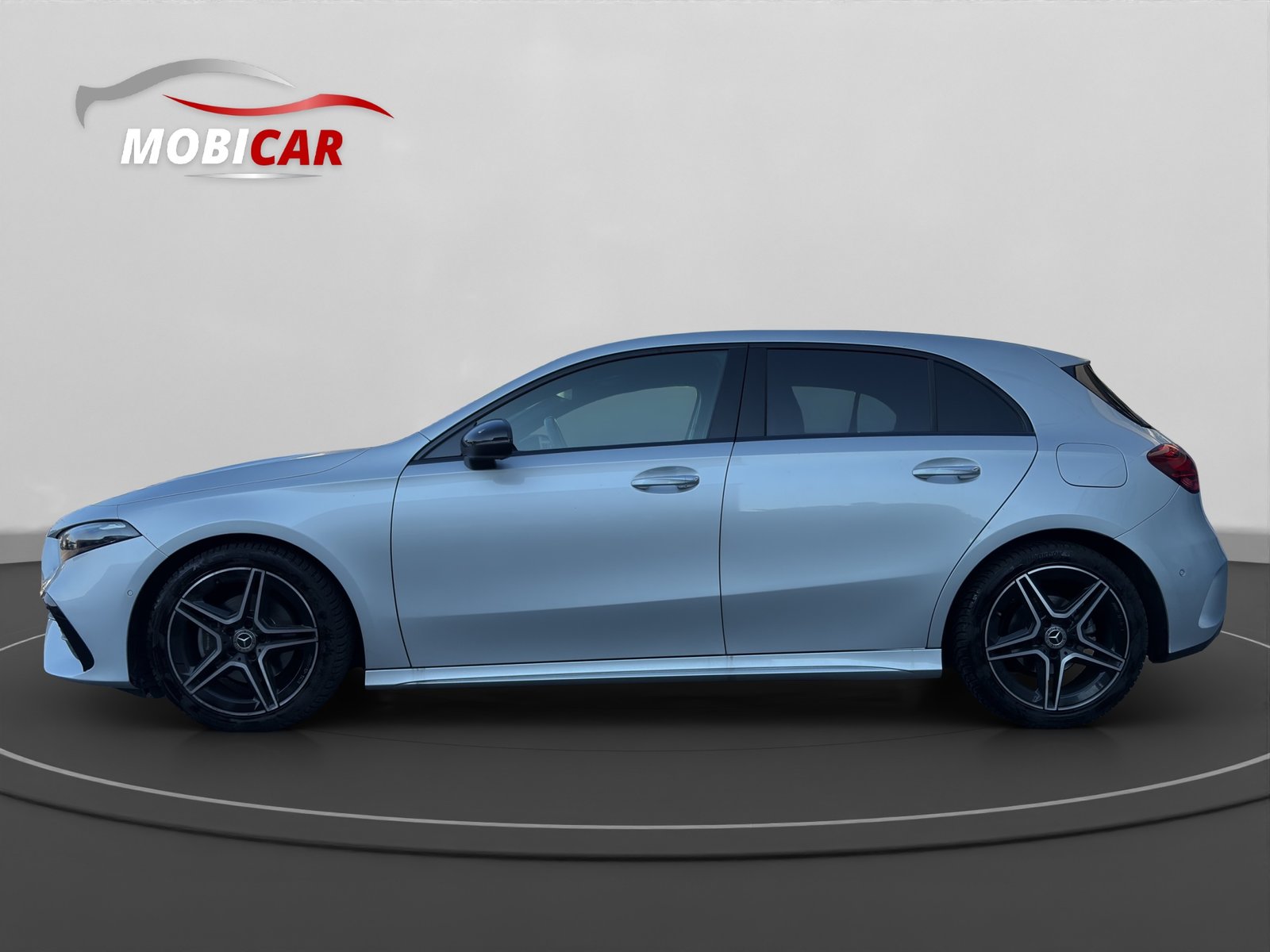MERCEDES-BENZ A 200 d AMG Line 8G-DCT, Diesel, Second hand / Used, Automatic - 2