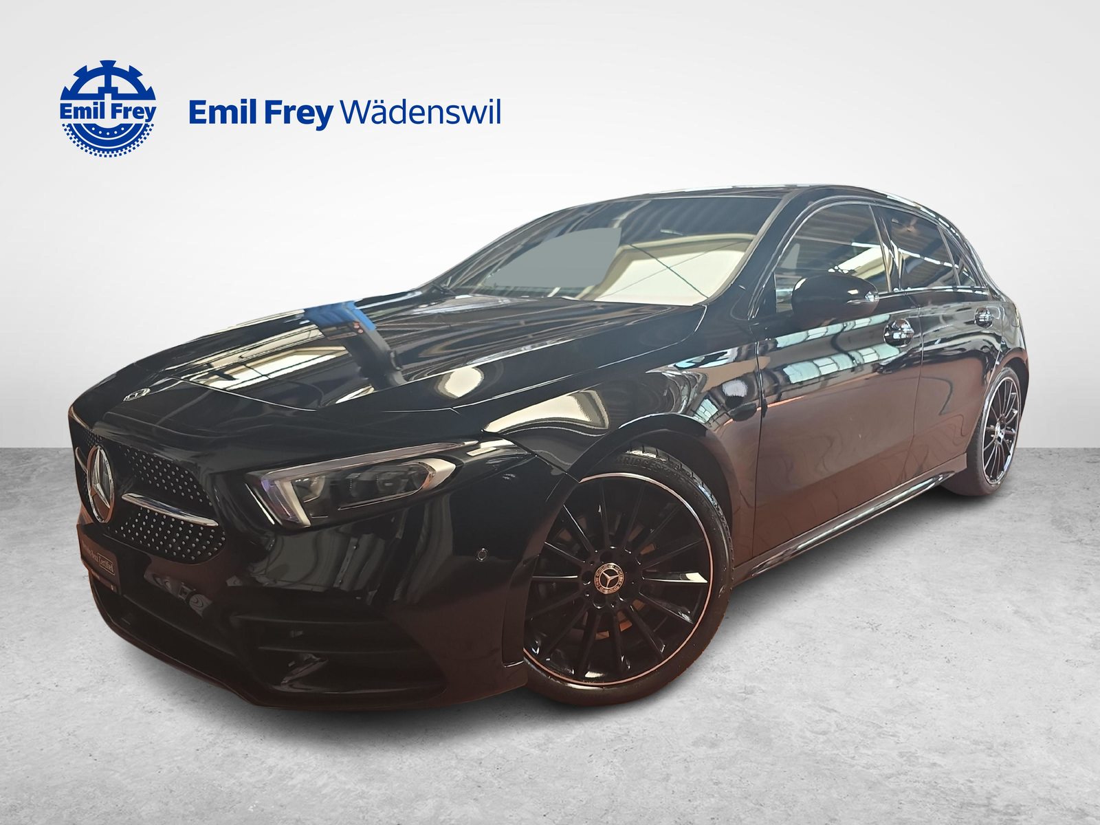 MERCEDES-BENZ A 200 AMG Line