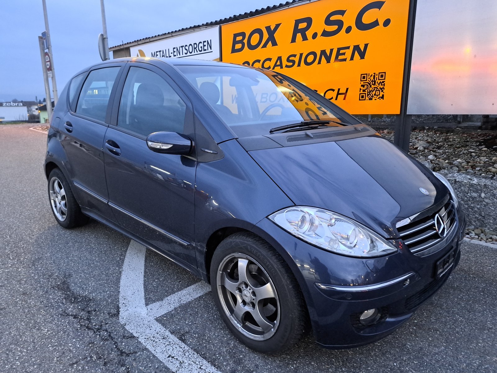 MERCEDES-BENZ A 200 Avantgarde