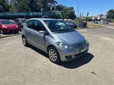 MERCEDES-BENZ A 200 T Elégance, Benzin, Occasion / Gebraucht, Handschaltung - 2