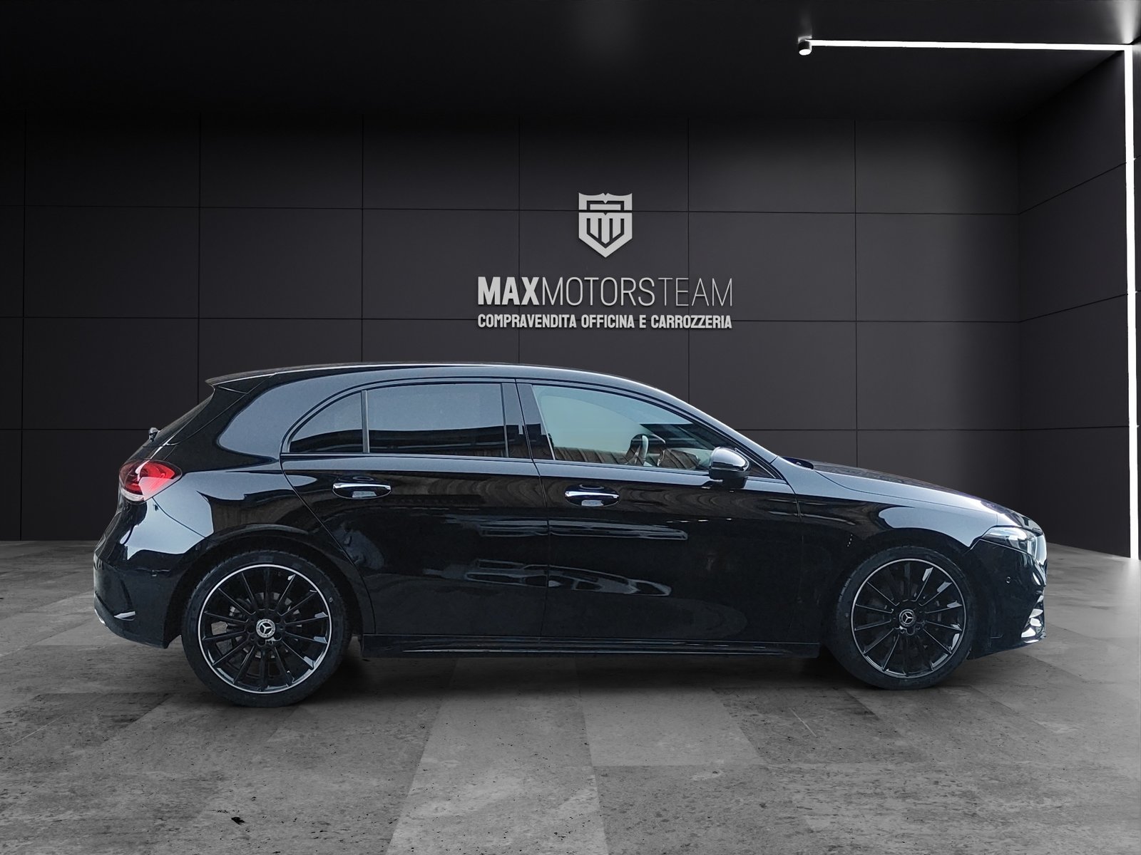 MERCEDES-BENZ A 200 4Matic AMG Line 8G-DCT, Benzin, Occasion / Gebraucht, Automatik - 4