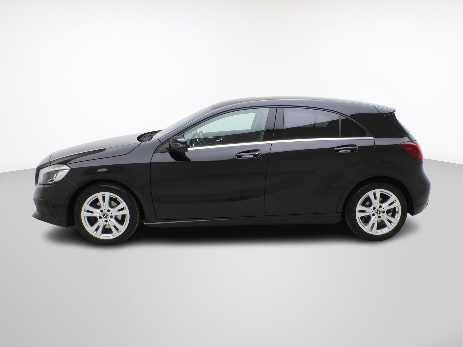 MERCEDES-BENZ A-Klasse A 200 Urban, Benzina, Occasioni / Usate, Manuale - 3