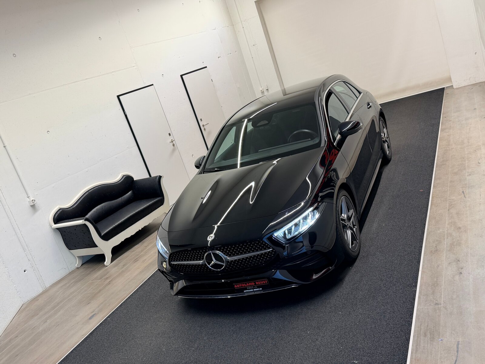MERCEDES-BENZ A 200 AMG Line 7G-DCT, Mild-Hybrid Benzin/Elektro, Occasion / Gebraucht, Automatik - 4