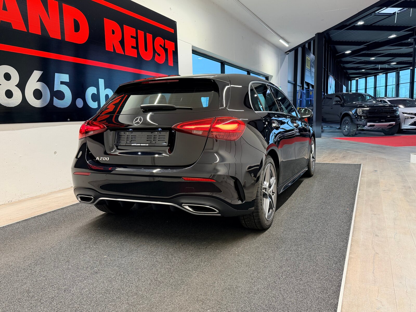 MERCEDES-BENZ A 200 AMG Line 7G-DCT, Mild-Hybrid Benzin/Elektro, Occasion / Gebraucht, Automatik - 6