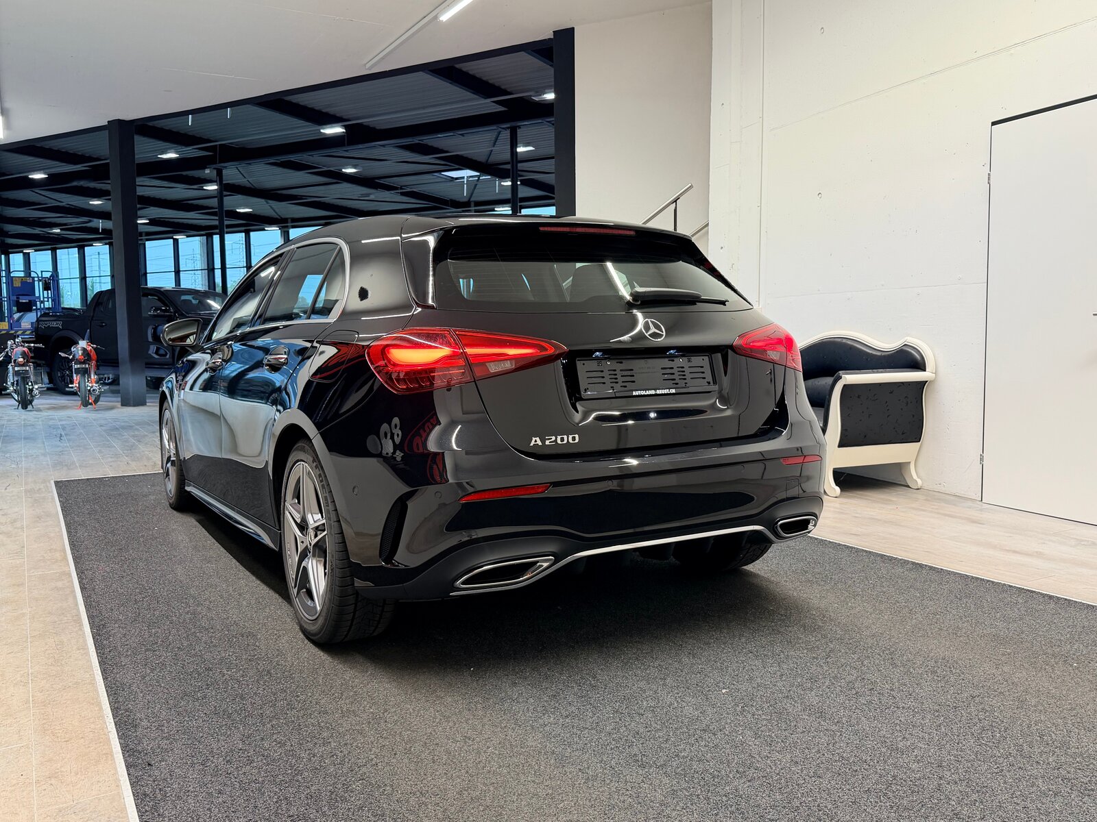 MERCEDES-BENZ A 200 AMG Line 7G-DCT, Mild-Hybrid Benzin/Elektro, Occasion / Gebraucht, Automatik - 7