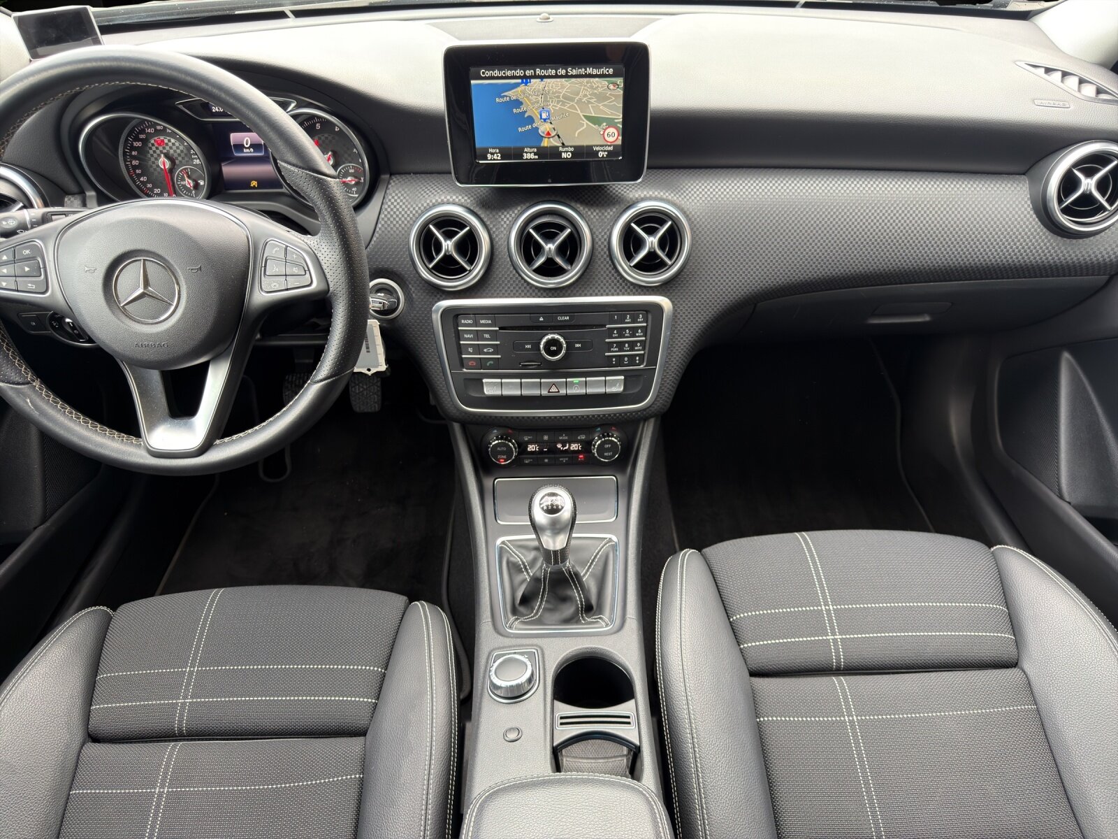 MERCEDES-BENZ A 200 Night Star, Petrol, Second hand / Used, Manual - 7