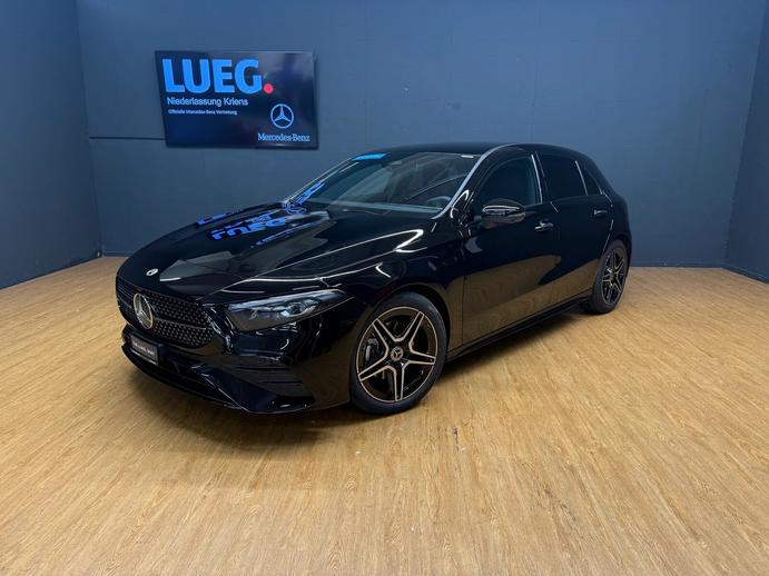 MERCEDES-BENZ A 200 - AMG - NightStar / DISTRONIC / 360 Grad Kamera, Mild-Hybrid Petrol/Electric, Second hand / Used, Automatic