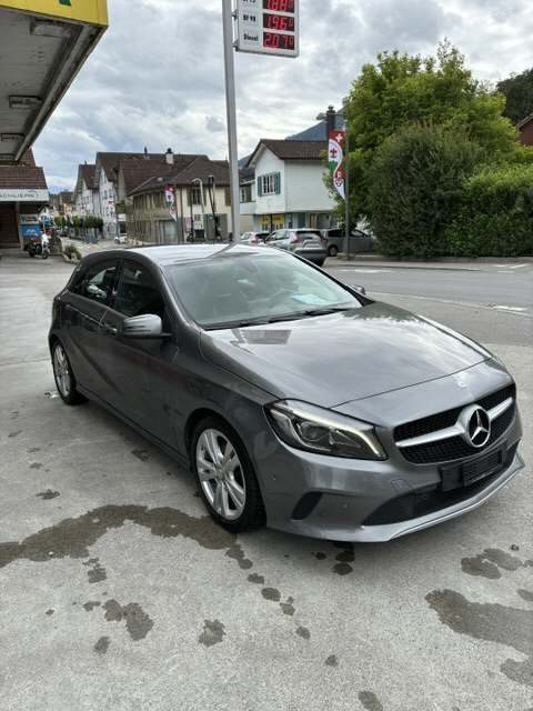 MERCEDES-BENZ A 200 Urban