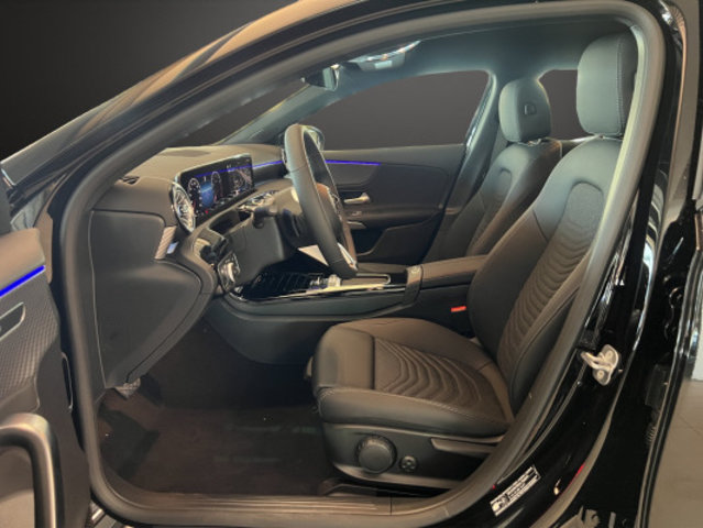 MERCEDES-BENZ A 200 7G-DCT, Hybride Léger Essence/Électricité, Voiture de démonstration, Automatique - 7