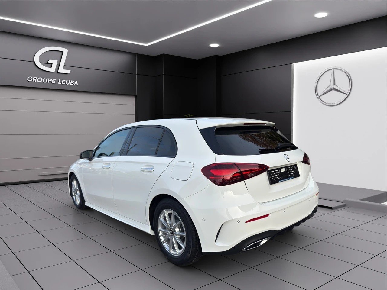 MERCEDES-BENZ A 200 Night Star 7G-DCT, Hybride Leggero Benzina/Elettrica, Auto dimostrativa, Automatico - 4