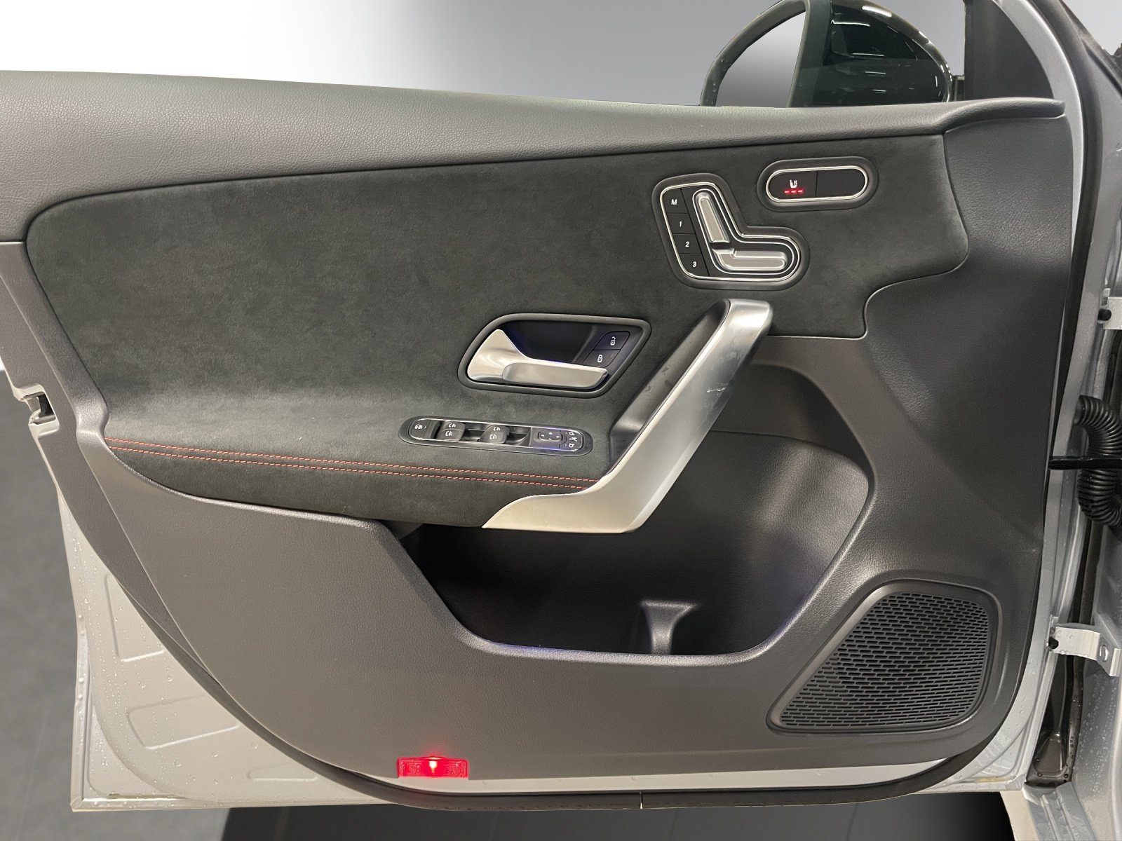 MERCEDES-BENZ A 200 Night Star 7G-DCT, Hybride Leggero Benzina/Elettrica, Auto dimostrativa, Automatico - 6