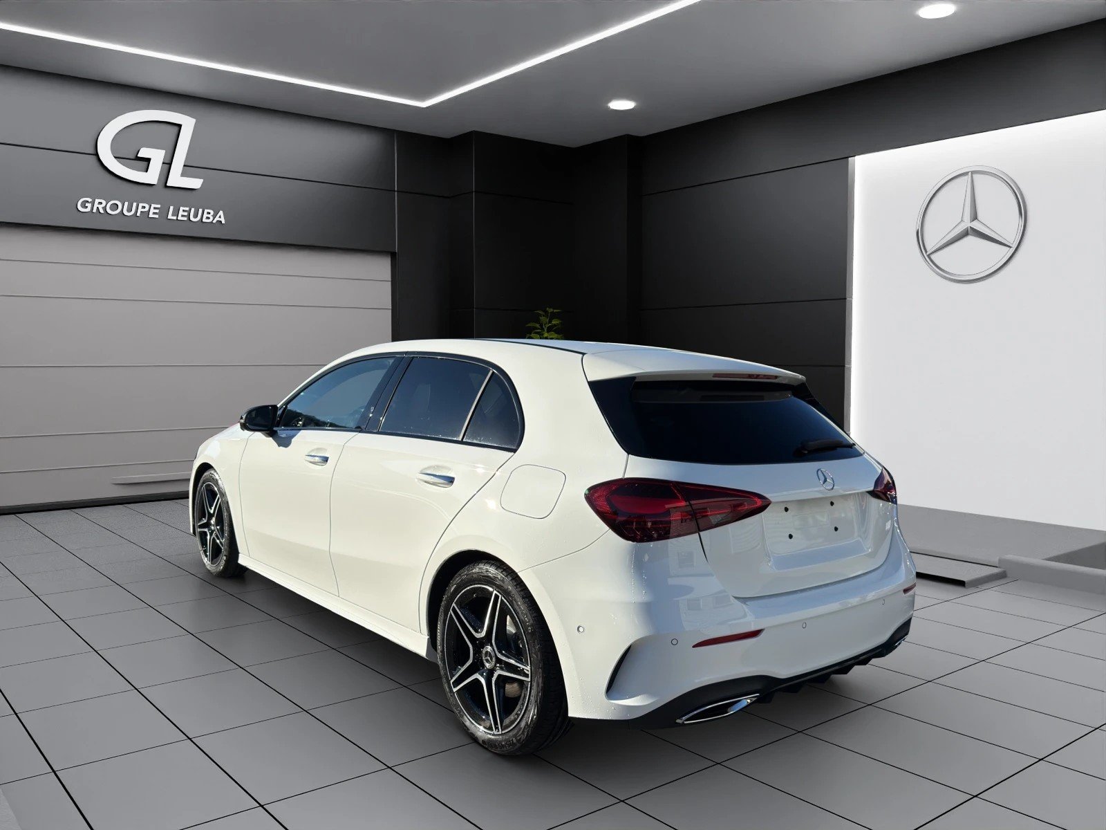 MERCEDES-BENZ A 200 Night Star 7G-DCT, Mild-Hybrid Benzin/Elektro, Vorführwagen, Automatik - 4