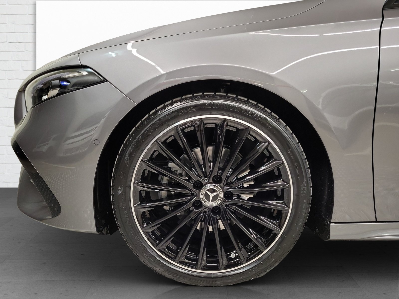 MERCEDES-BENZ A 200 AMG Line Night Star, Hybride Leggero Benzina/Elettrica, Auto dimostrativa, Automatico - 6