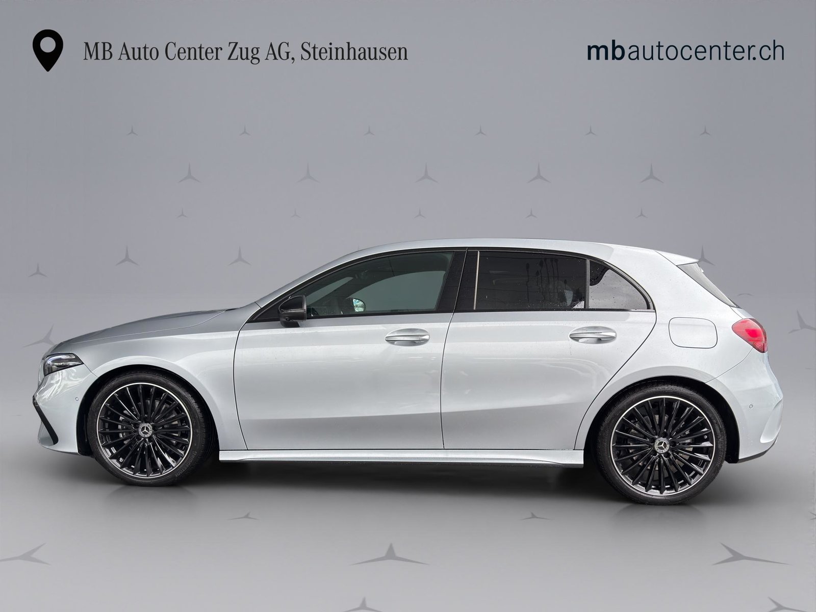 MERCEDES-BENZ A 200 Night Star AMG Line, Hybride Léger Essence/Électricité, Voiture de démonstration, Automatique - 2