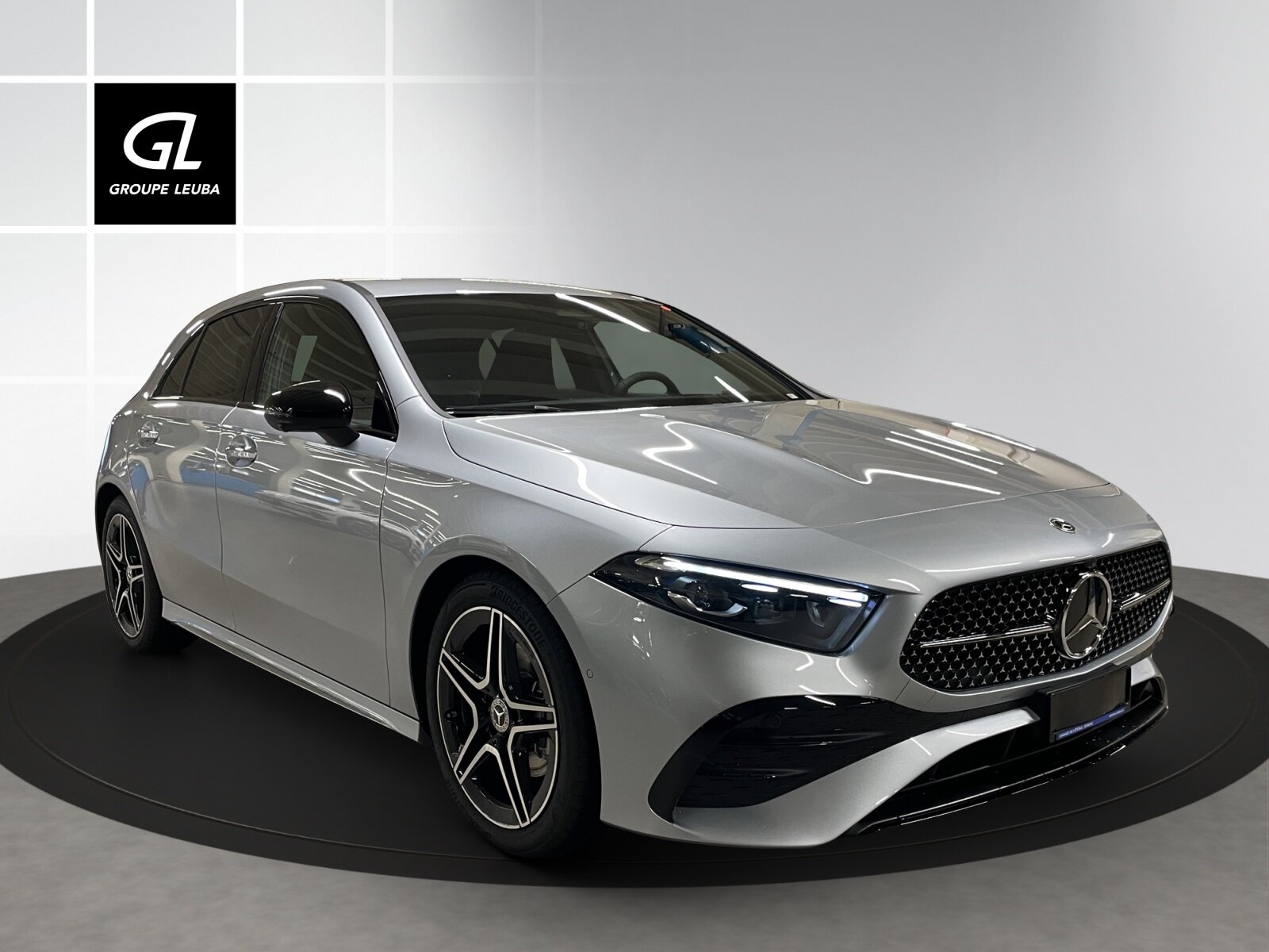MERCEDES-BENZ A 200 Night Star 7G-DCT