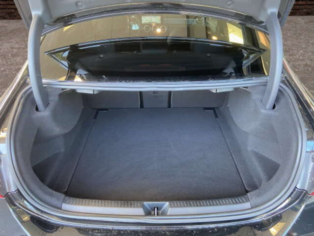 MERCEDES-BENZ A 200 AMG Line, Automatic - 7