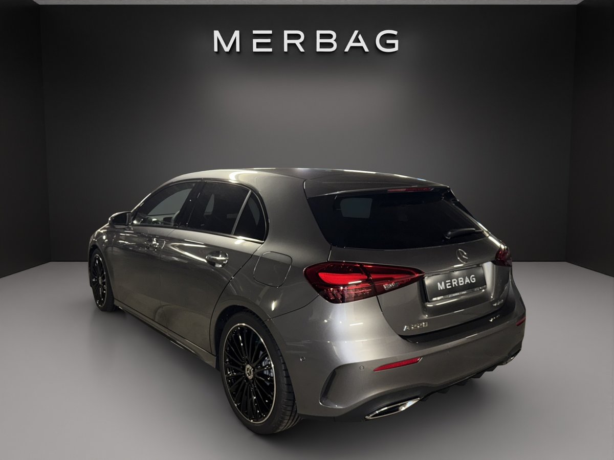 MERCEDES-BENZ A 220 4Matic 8G-DCT, Mild-Hybrid Benzin/Elektro, Neuwagen, Automatik - 3