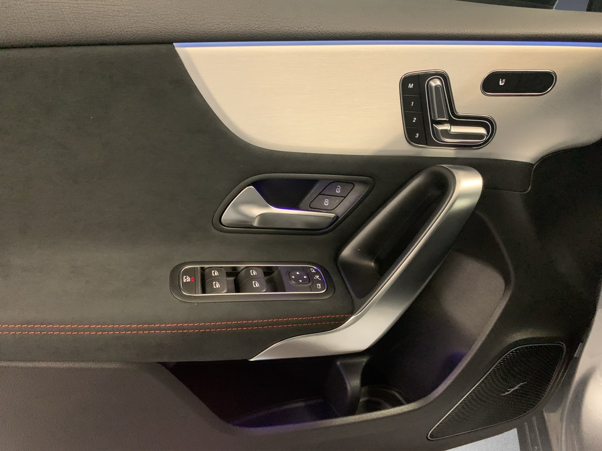 MERCEDES-BENZ A 220 4MATIC, Hybride Leggero Benzina/Elettrica, Auto nuove, Automatico - 6