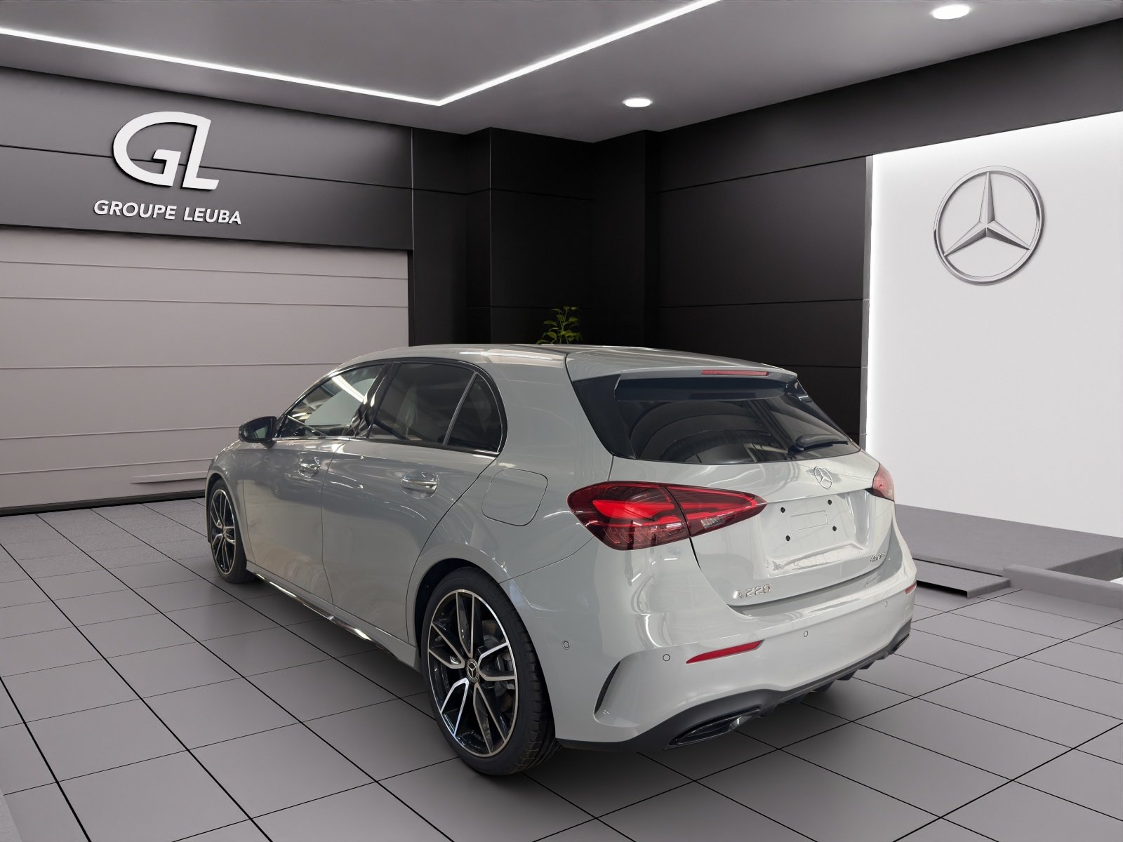 MERCEDES-BENZ A 220 4Matic 8G-DCT, Hybride Leggero Benzina/Elettrica, Auto nuove, Automatico - 5