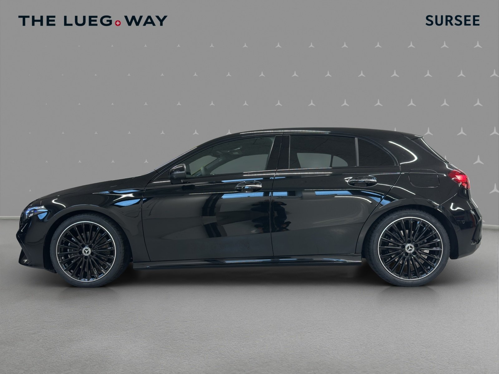 MERCEDES-BENZ A 220 4Matic 8G-DCT, Mild-Hybrid Benzin/Elektro, Neuwagen, Automatik - 2
