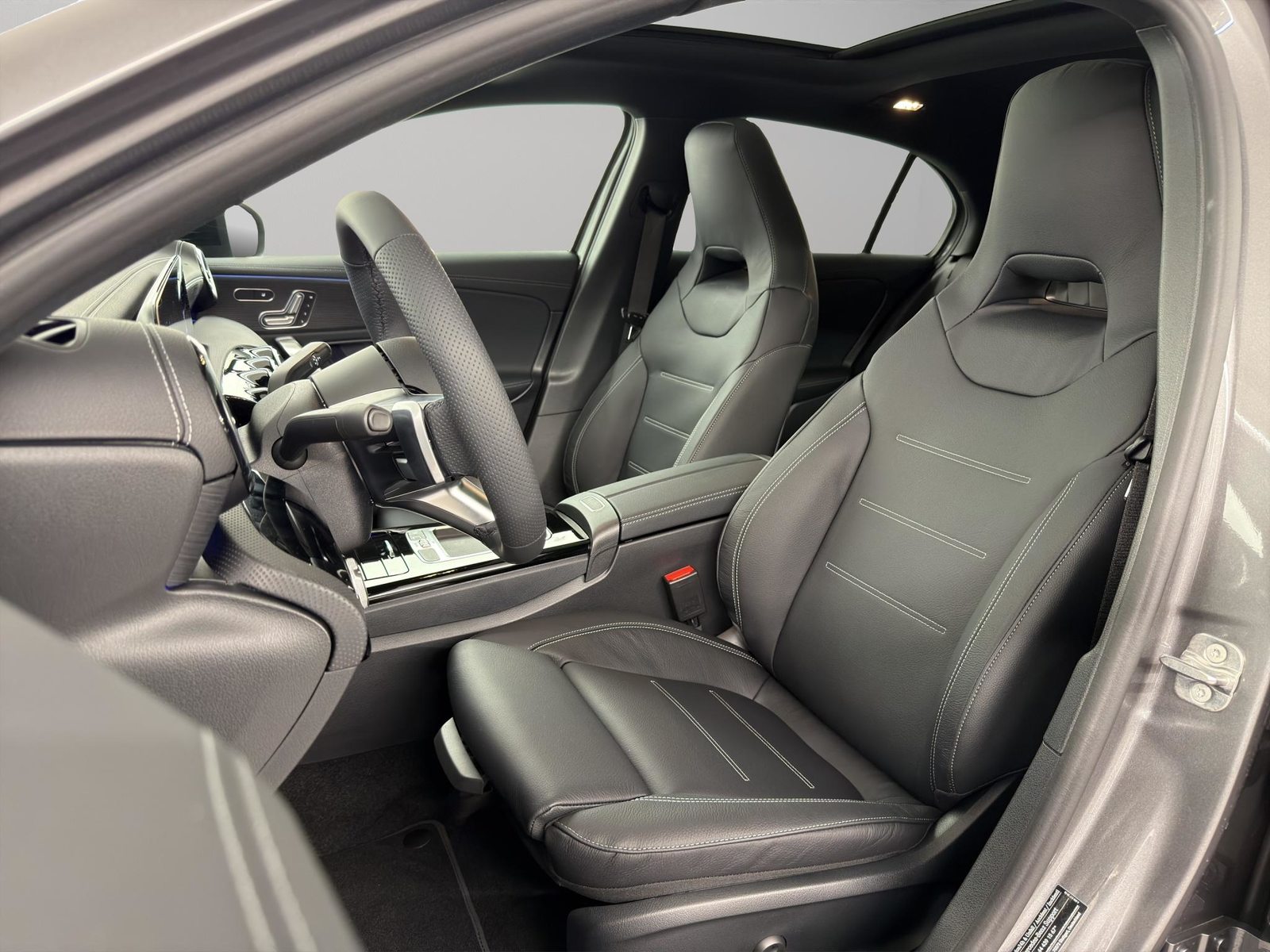MERCEDES-BENZ A 220 AMG Line 4m, Hybride Leggero Benzina/Elettrica, Auto nuove, Automatico - 7