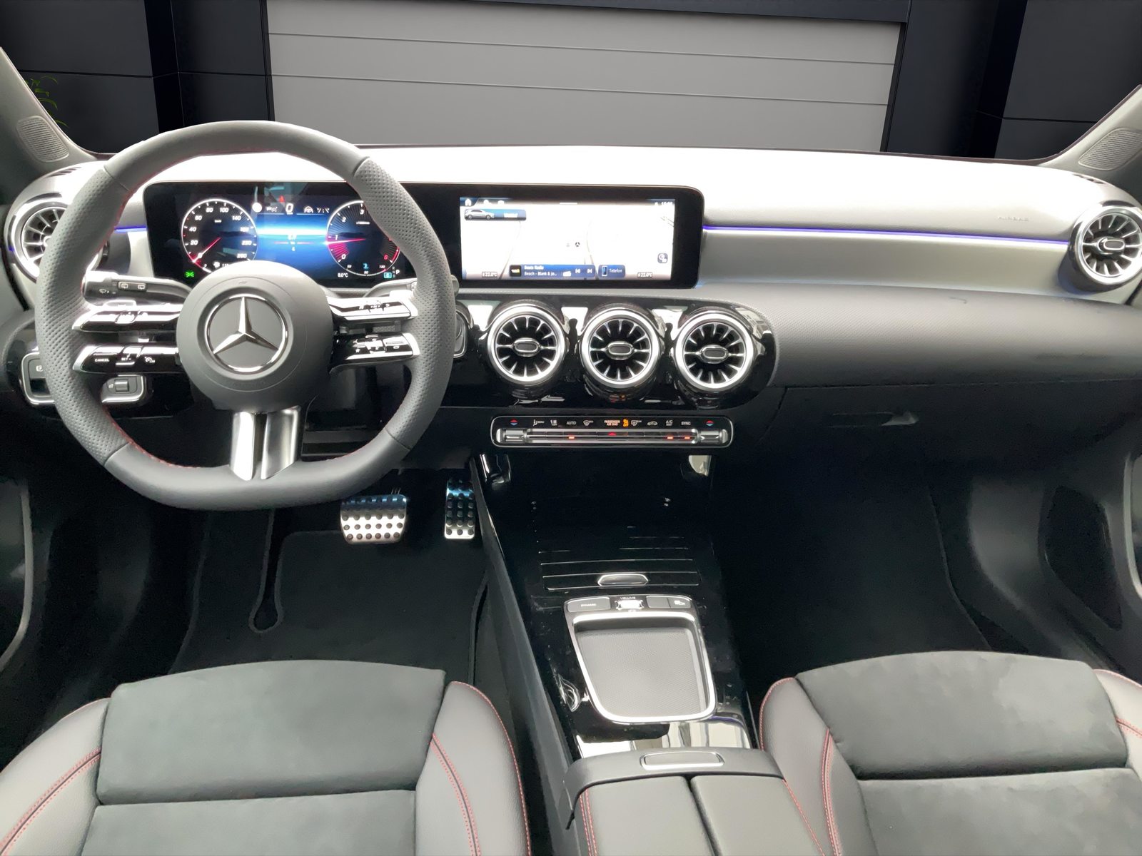 MERCEDES-BENZ A 220 d AMG Line, Diesel, Voiture nouvelle, Automatique - 6