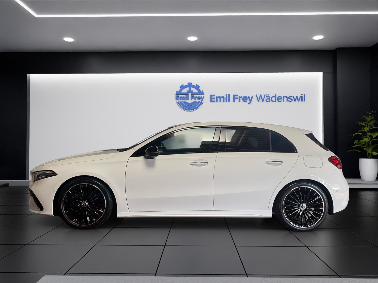 MERCEDES-BENZ A 220 4MATIC AMG Line, Mild-Hybrid Benzin/Elektro, Neuwagen, Automatik - 2
