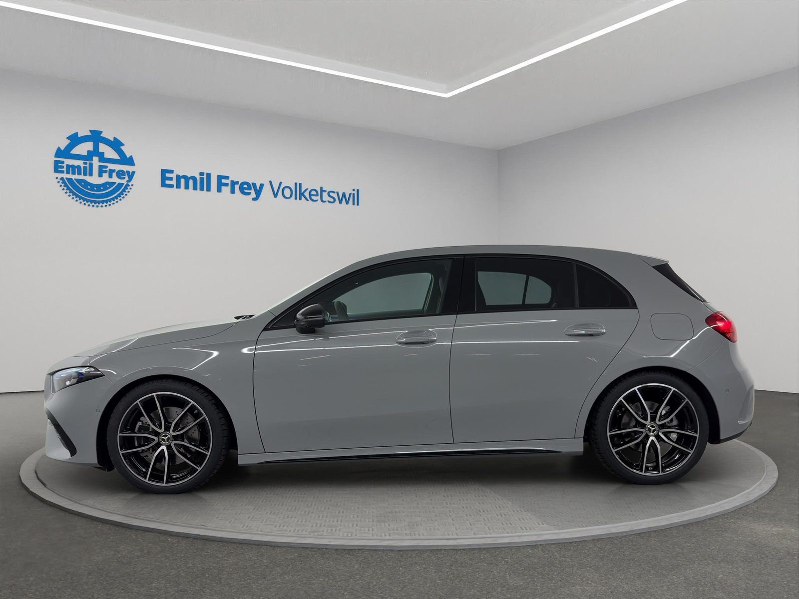MERCEDES-BENZ A 220 AMG Line 4m, Hybride Léger Essence/Électricité, Voiture nouvelle, Automatique - 2