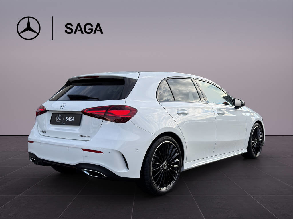 MERCEDES-BENZ A 220 AMG Line 4matic, Mild-Hybrid Petrol/Electric, New car, Automatic - 7
