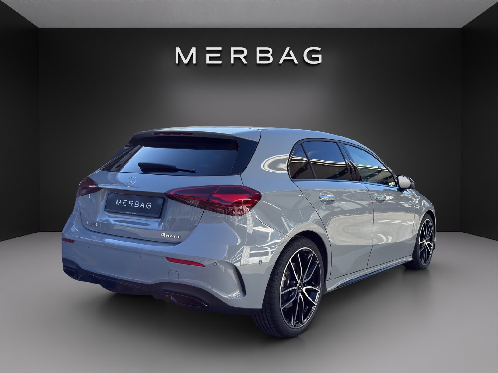 MERCEDES-BENZ A 220 4Matic 8G-DCT, Mild-Hybrid Benzin/Elektro, Neuwagen, Automatik - 5