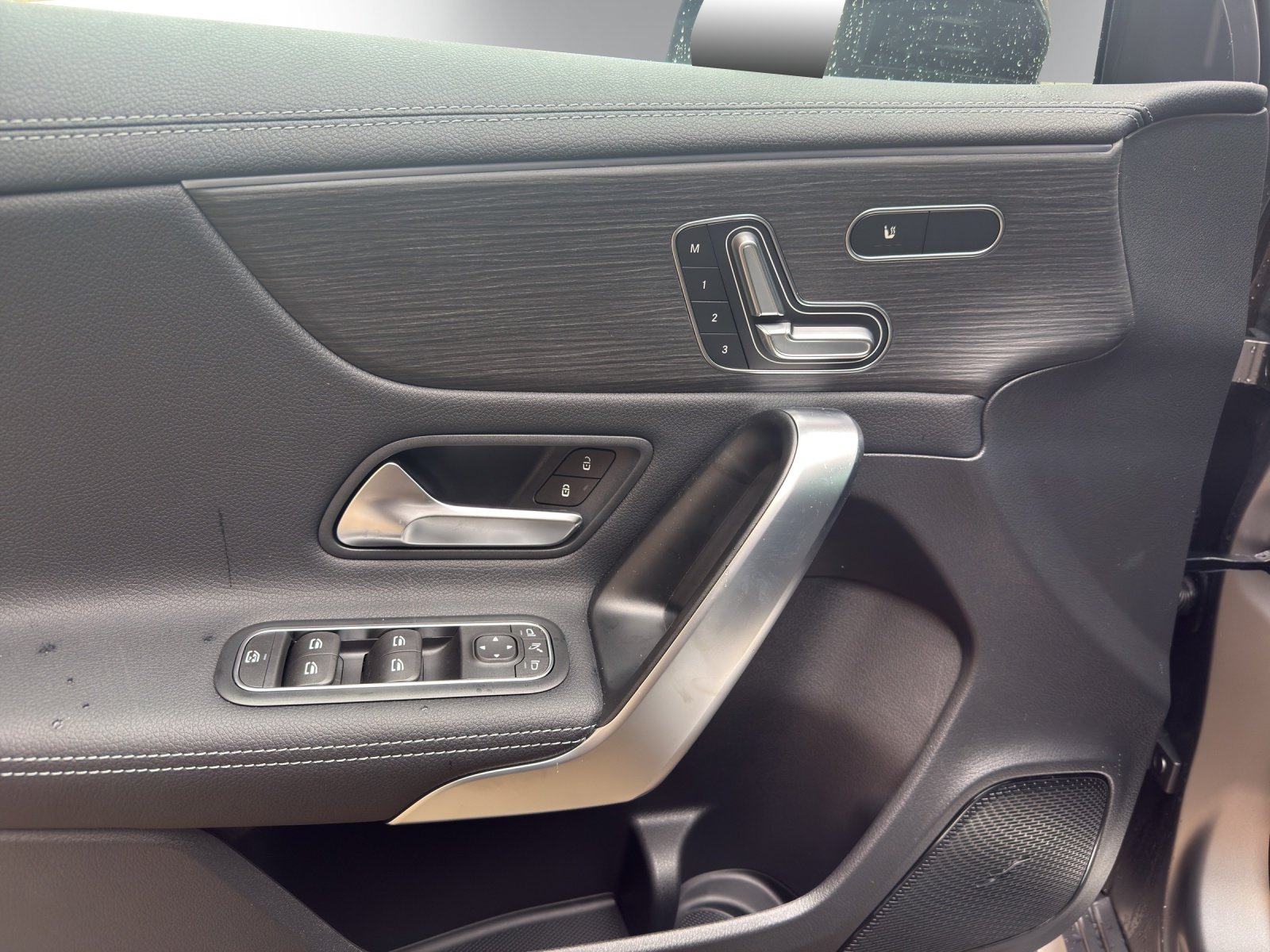 MERCEDES-BENZ A 220 4Matic 8G-DCT, Mild-Hybrid Petrol/Electric, New car, Automatic - 6