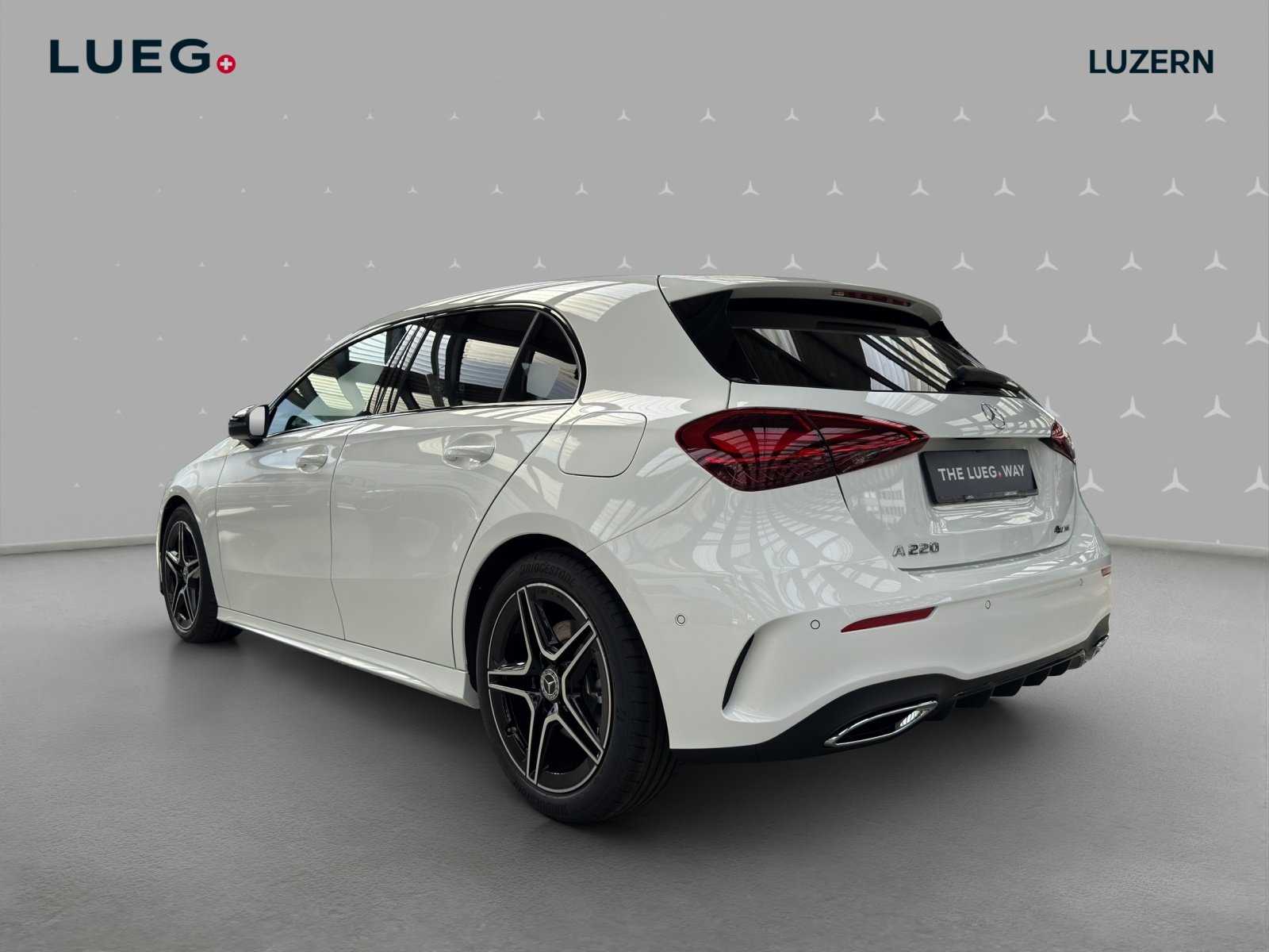 MERCEDES-BENZ A 220 4Matic 8G-DCT, Mild-Hybrid Benzin/Elektro, Neuwagen, Automatik - 3