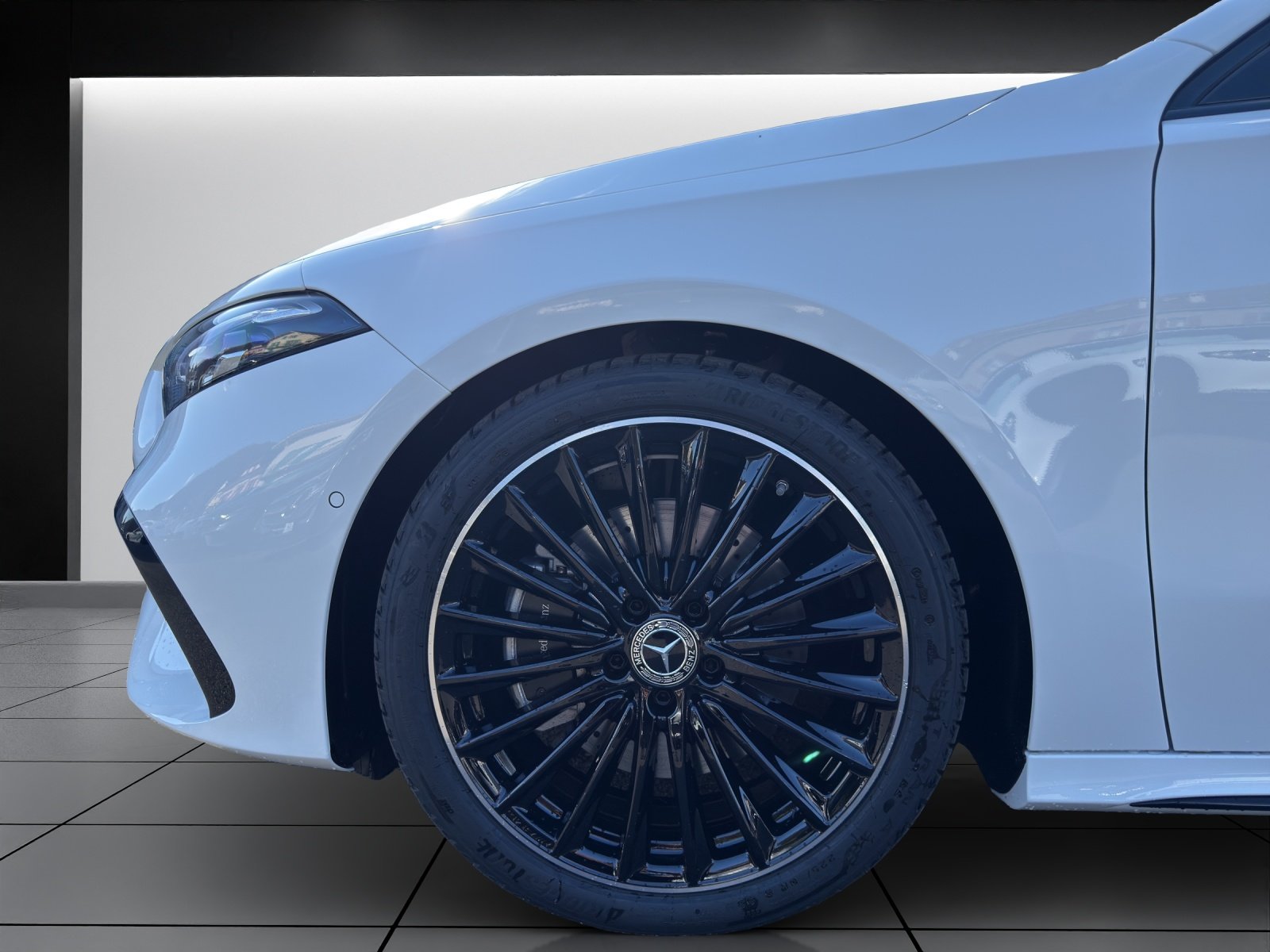 MERCEDES-BENZ A 220 4Matic 8G-DCT, Mild-Hybrid Benzin/Elektro, Neuwagen, Automatik - 7