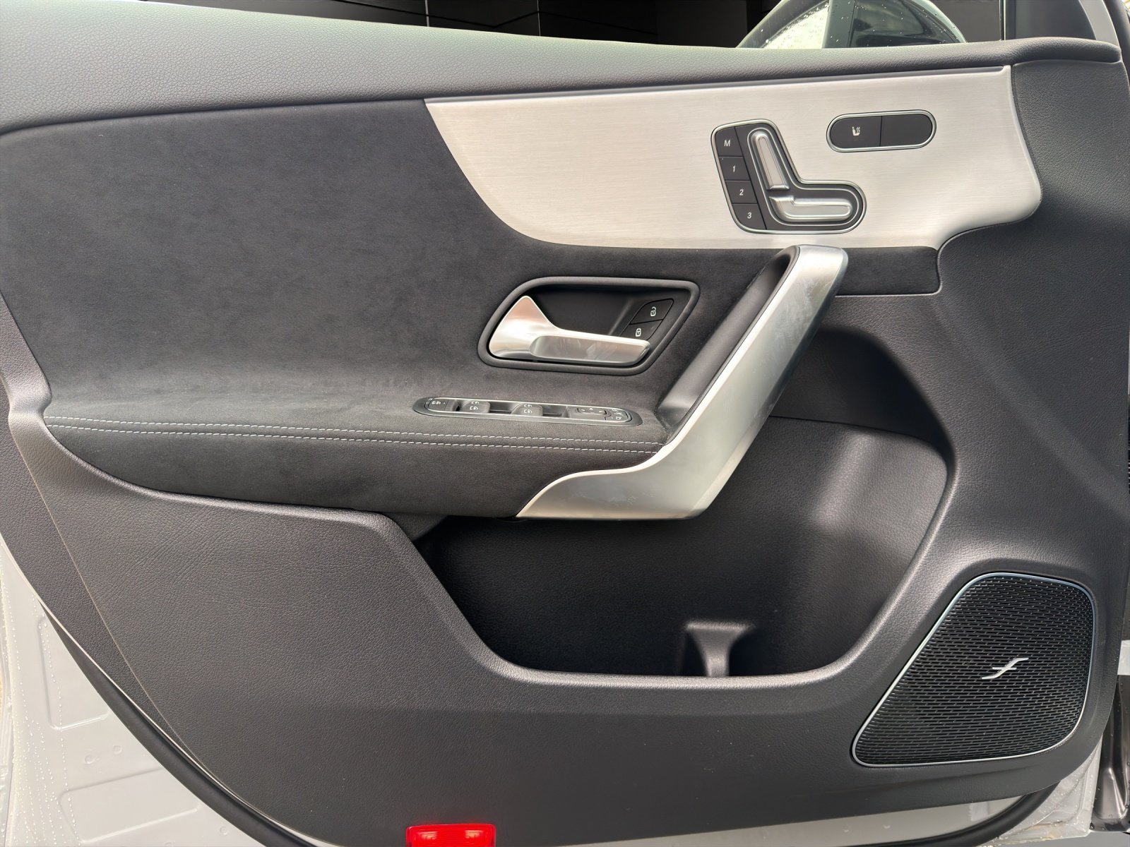 MERCEDES-BENZ A 220 4Matic 8G-DCT, Hybride Leggero Benzina/Elettrica, Auto nuove, Automatico - 6