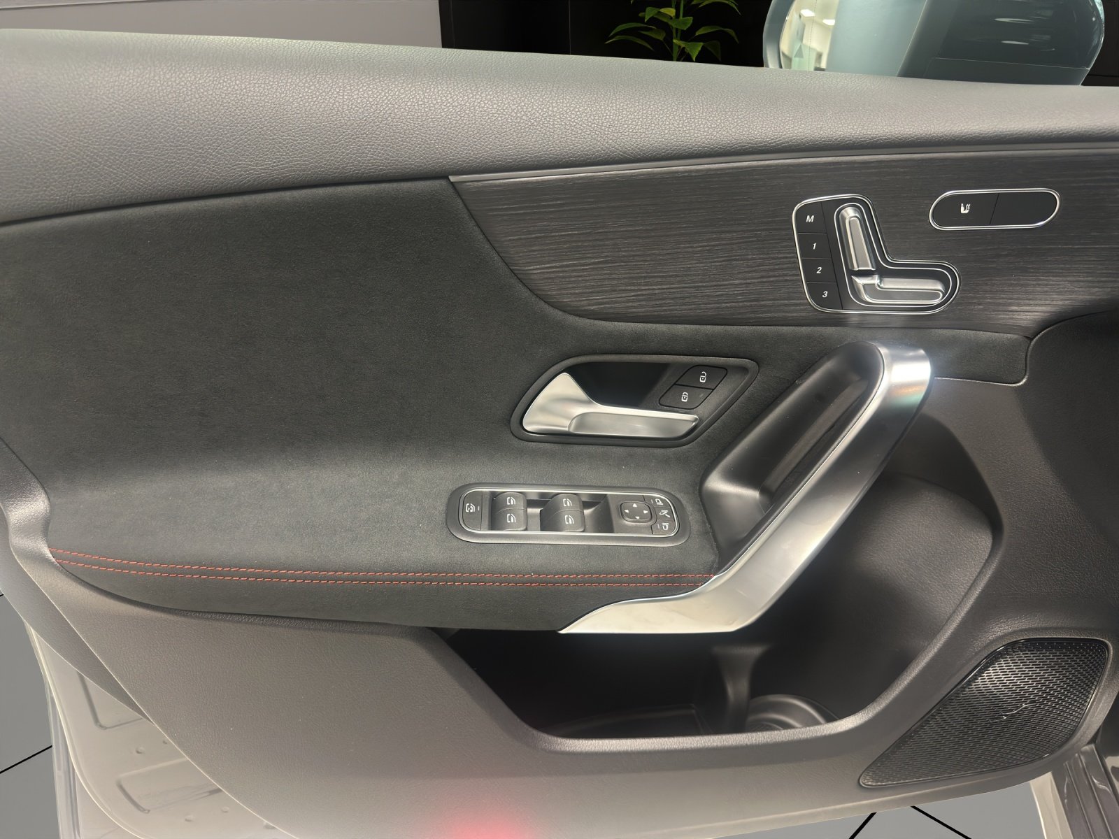 MERCEDES-BENZ A 220 4Matic 8G-DCT, Hybride Leggero Benzina/Elettrica, Auto nuove, Automatico - 6