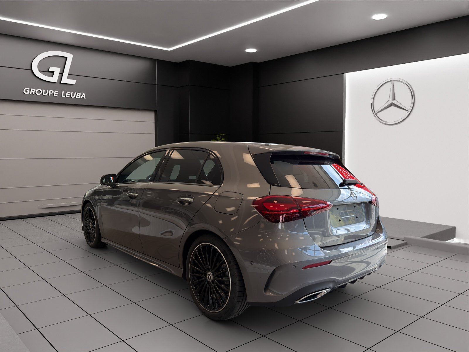 MERCEDES-BENZ A 220 4Matic 8G-DCT, Mild-Hybrid Benzin/Elektro, Neuwagen, Automatik - 4