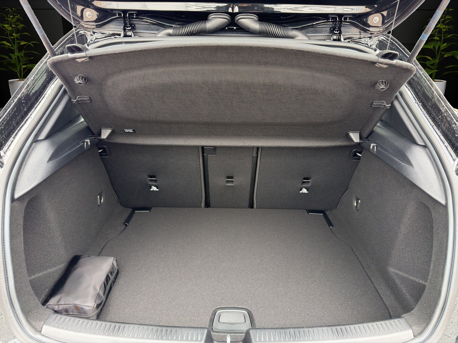 MERCEDES-BENZ A 220 4Matic 8G-DCT, Hybride Leggero Benzina/Elettrica, Auto nuove, Automatico - 6