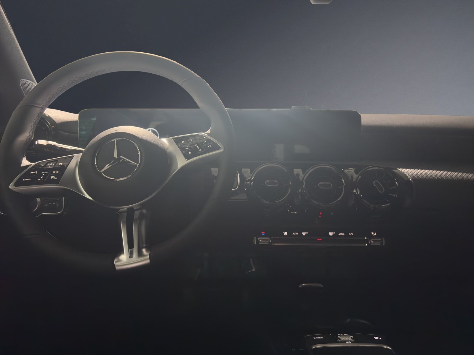 MERCEDES-BENZ A 220 4Matic, Hybride Leggero Benzina/Elettrica, Auto nuove, Automatico - 7