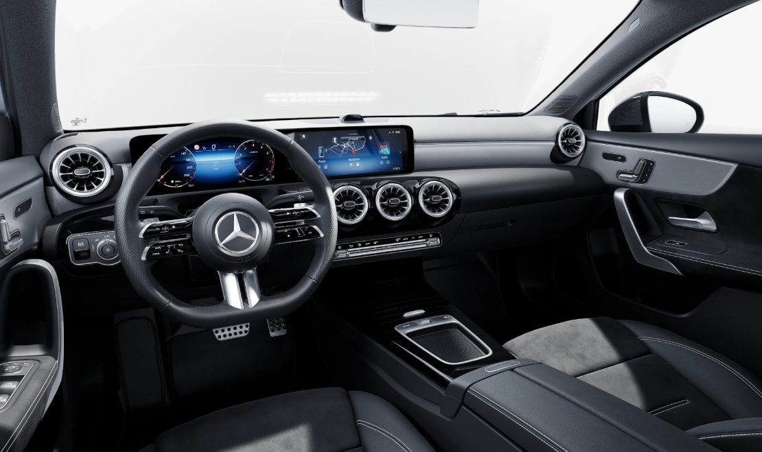 MERCEDES-BENZ A 220 4Matic 8G-DCT, Hybride Leggero Benzina/Elettrica, Auto nuove, Automatico - 3