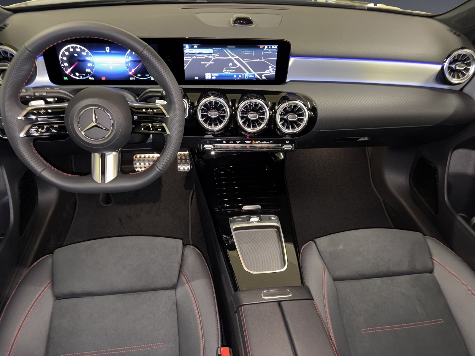 MERCEDES-BENZ A 220 4M Berline Compacte, Hybride Leggero Benzina/Elettrica, Auto nuove, Automatico - 6