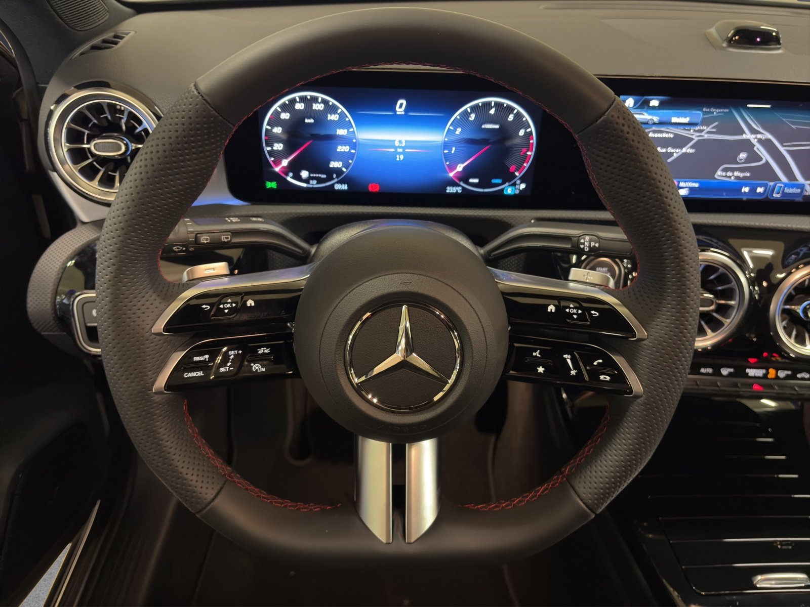 MERCEDES-BENZ A 220 4M Berline Compacte, Hybride Leggero Benzina/Elettrica, Auto nuove, Automatico - 7