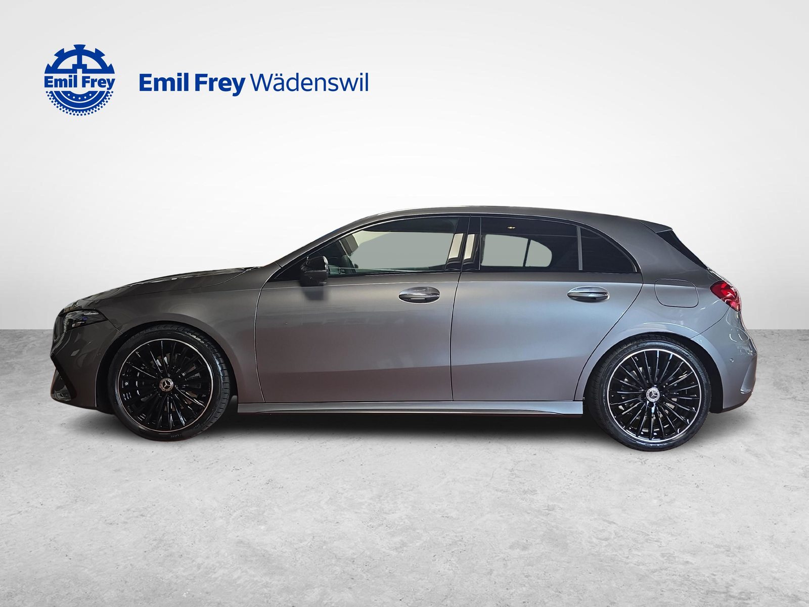 MERCEDES-BENZ A 220 4MATIC AMG Line, Hybride Leggero Benzina/Elettrica, Auto nuove, Automatico - 2