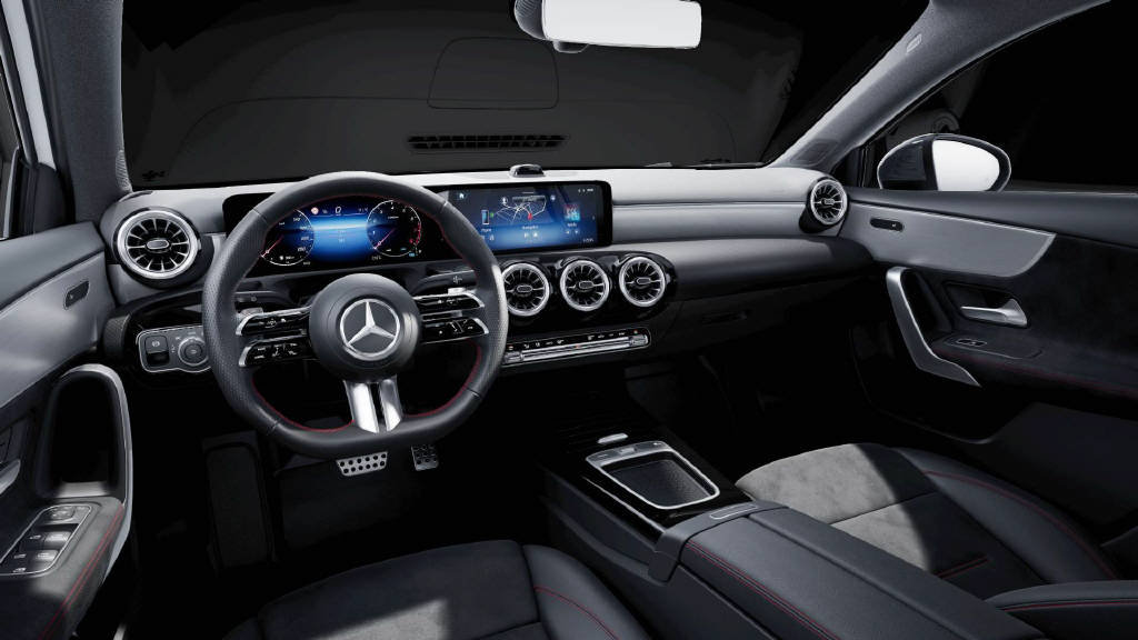 MERCEDES-BENZ A 220 4MATIC, Mild-Hybrid Benzin/Elektro, Neuwagen, Automatik - 4