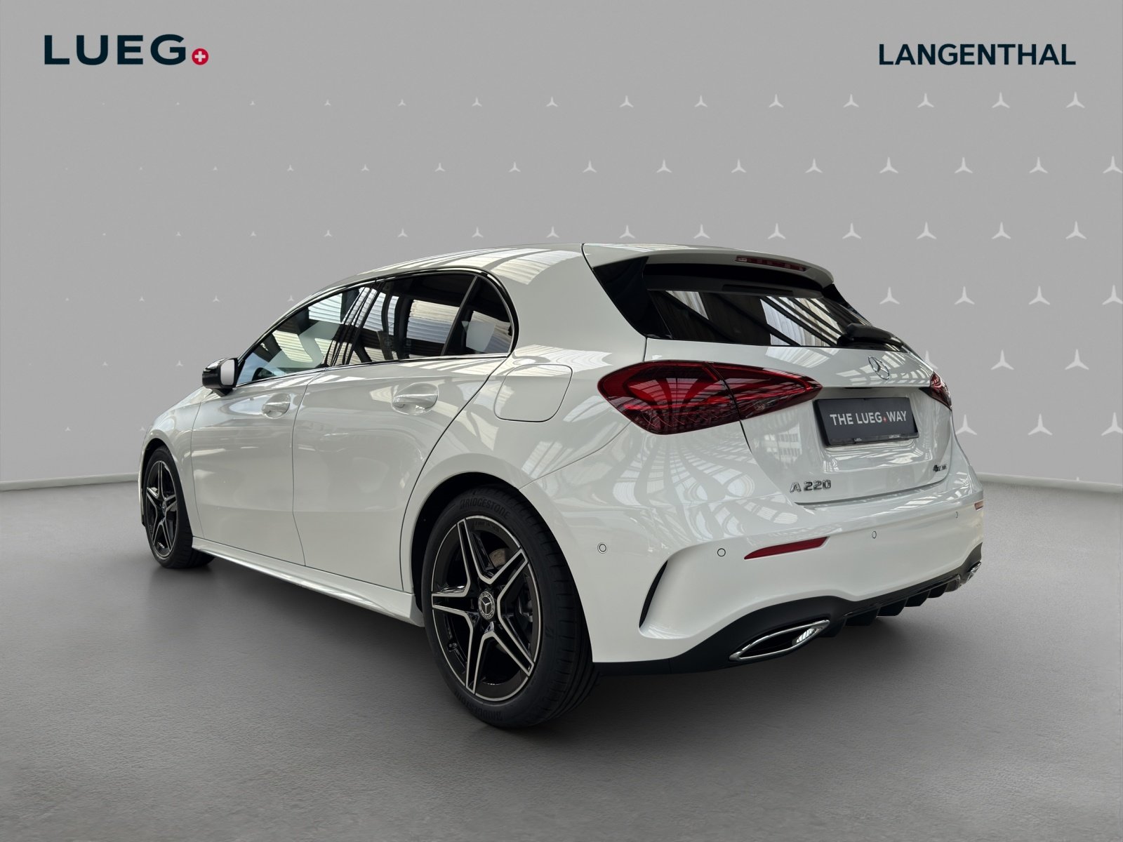 MERCEDES-BENZ A 220 4Matic 8G-DCT, Mild-Hybrid Benzin/Elektro, Neuwagen, Automatik - 3