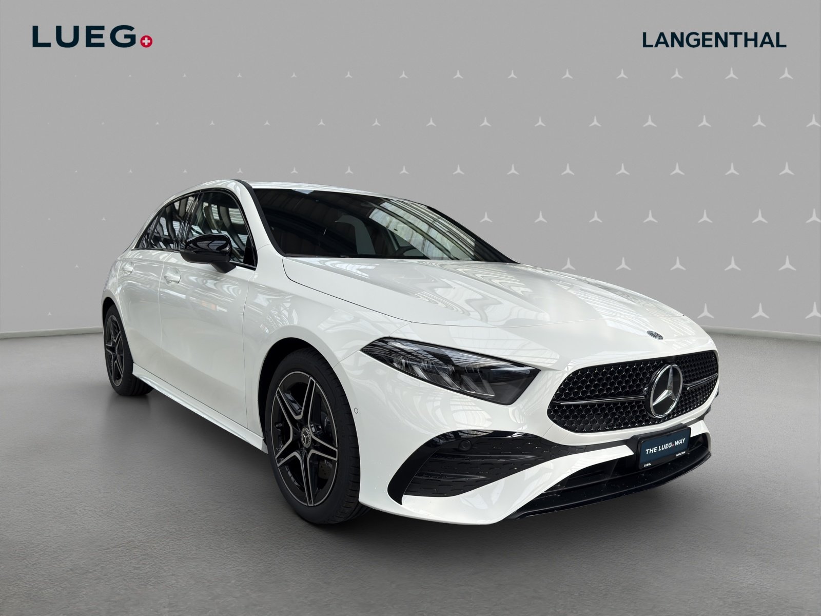 MERCEDES-BENZ A 220 4Matic 8G-DCT, Mild-Hybrid Benzin/Elektro, Neuwagen, Automatik - 5