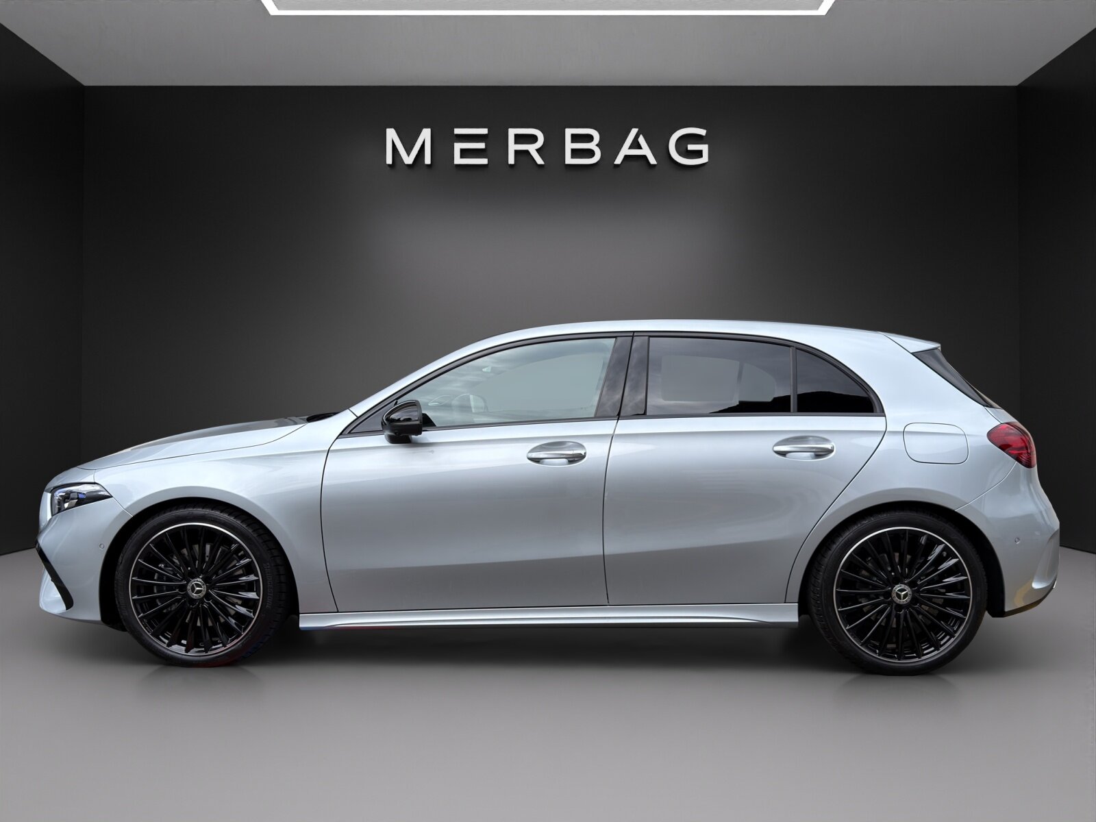 MERCEDES-BENZ A 220 4Matic 8G-DCT, Mild-Hybrid Benzin/Elektro, Neuwagen, Automatik - 6
