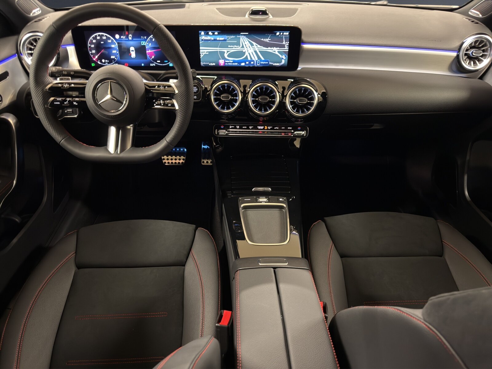 MERCEDES-BENZ A 220 4M Berline Compacte, Mild-Hybrid Benzin/Elektro, Neuwagen, Automatik - 6