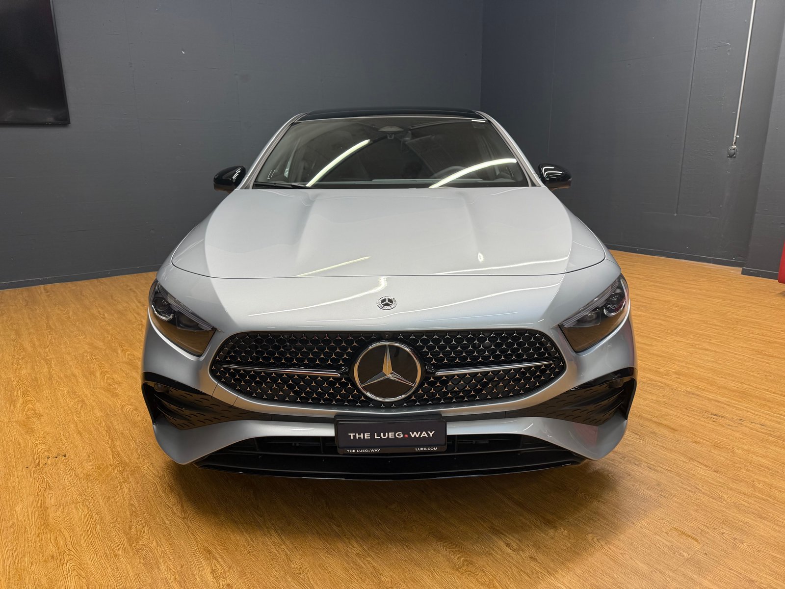 MERCEDES-BENZ A 220 4M - AMG / DISTRONIC / 360 Grad Kamera /, Hybride Leggero Benzina/Elettrica, Occasioni / Usate, Automatico - 5