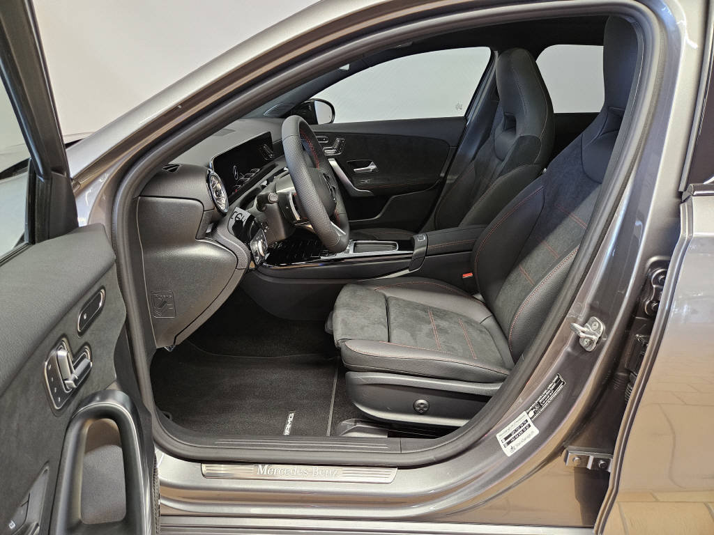 MERCEDES-BENZ A 220 4Matic AMG Line, Hybride Leggero Benzina/Elettrica, Occasioni / Usate, Automatico - 5