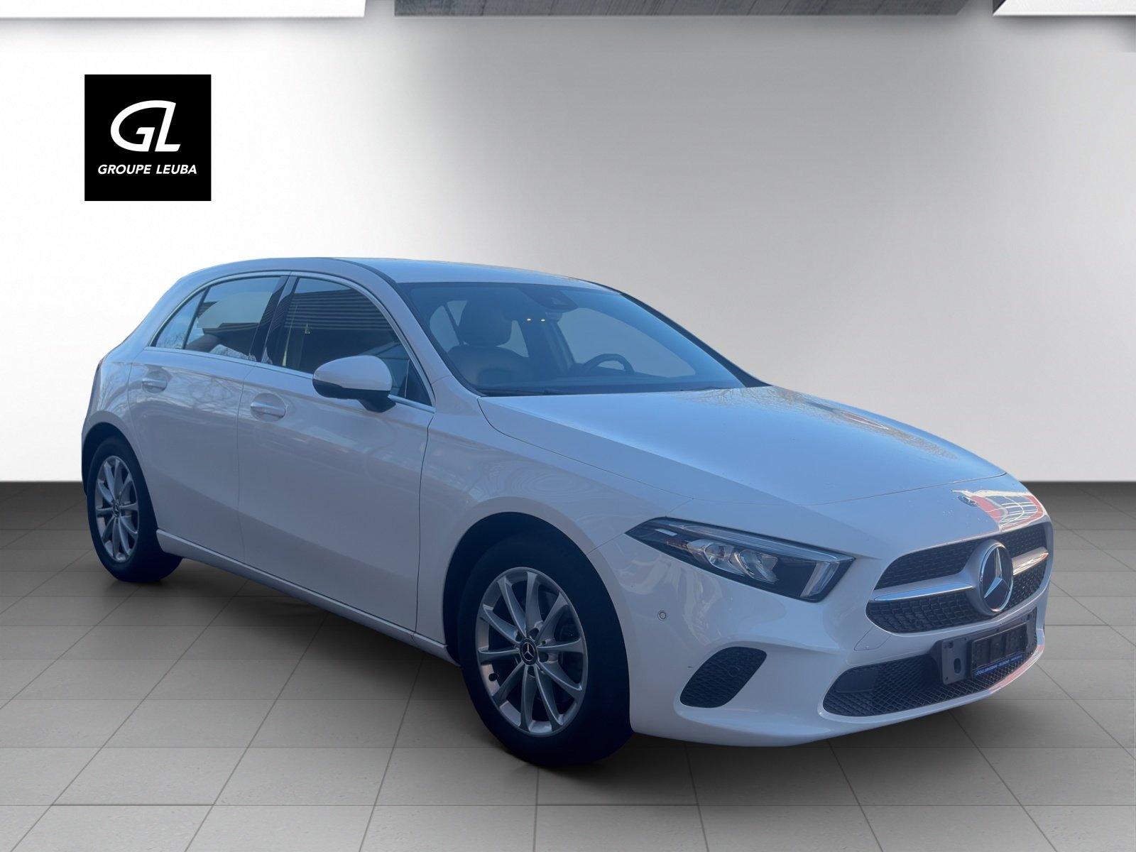 MERCEDES-BENZ A 220 Progressive